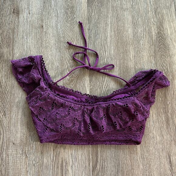 Becca Off Shoulder Crochet Bikini Top - Picture 3 of 5